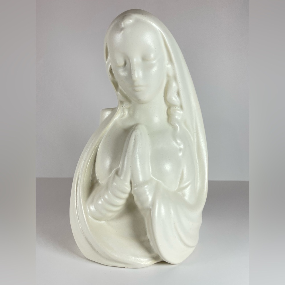 Vintage Haeger pottery praying Mother Mary planter